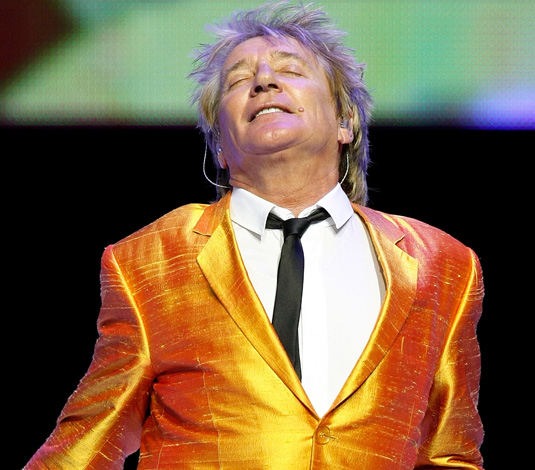 12 famosos enfrentados a su tiroides - Rod Stewart y una ronquera "glandular"